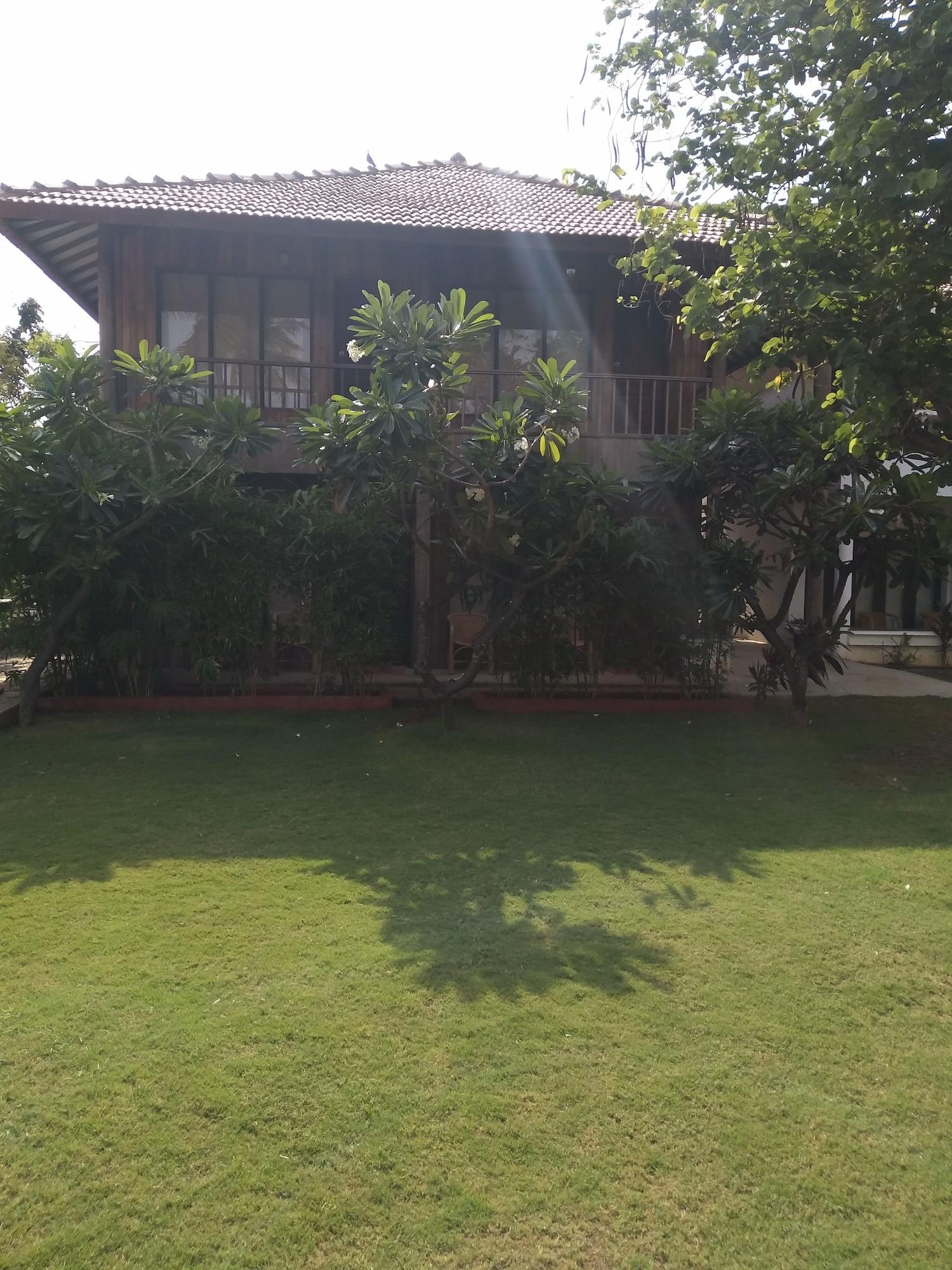 Green Meadows Resort Ченнаї Екстер'єр фото