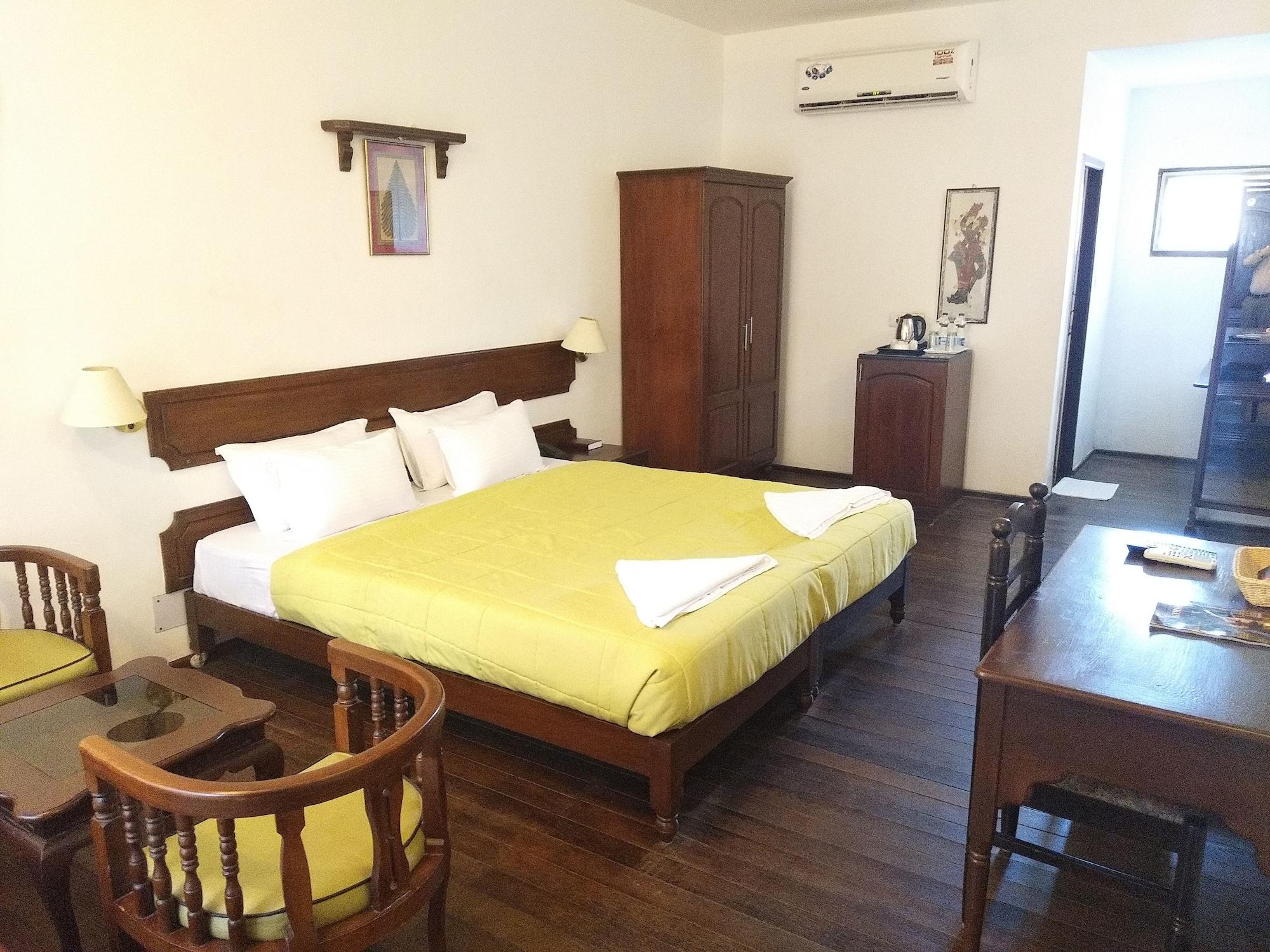 Green Meadows Resort Ченнаї Екстер'єр фото