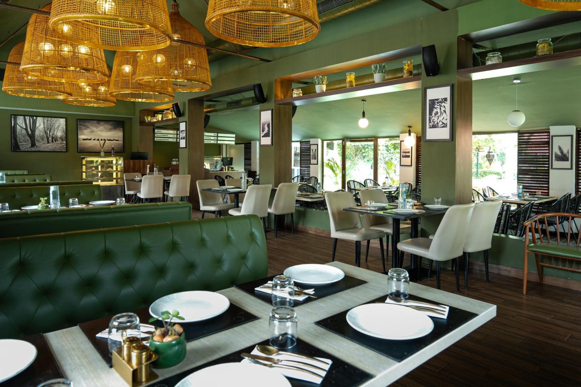 Green Meadows Resort Ченнаї Екстер'єр фото